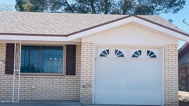 Building Photo - 481 Rio Arriba Dr