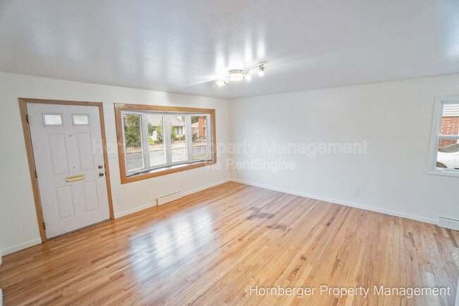 Building Photo - 5126 W Princeton Pl