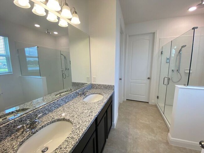Building Photo - Hanover Lakes-4957 Olivia Court St. Cloud,...