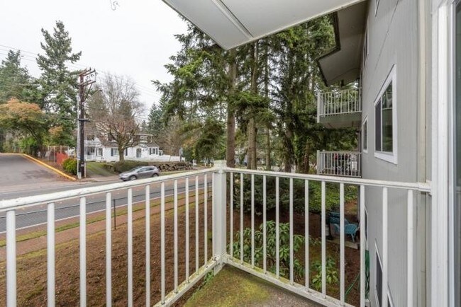 Building Photo - 2 bedroom in Lynnwood WA 98036
