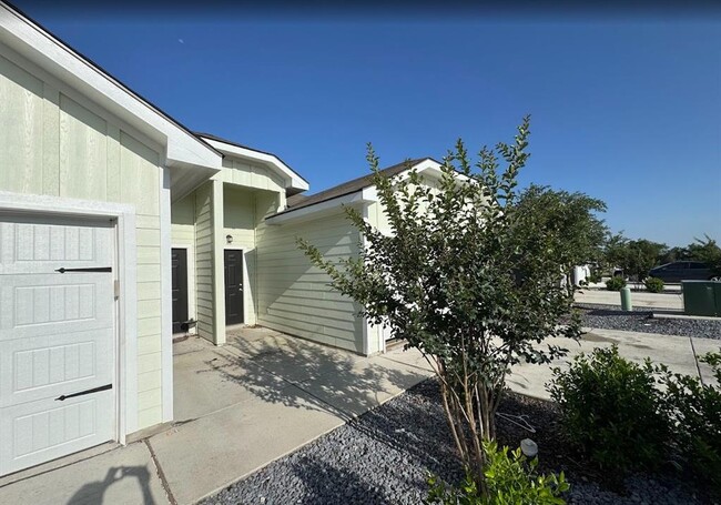 Building Photo - 3414 Scott Cir