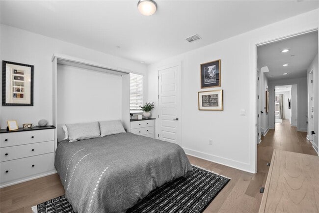 Building Photo - 4310 Authentic Dr