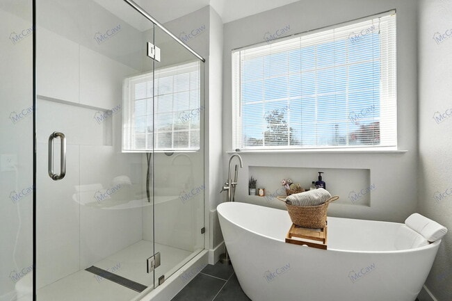 Building Photo - 4316 Lavaca Dr