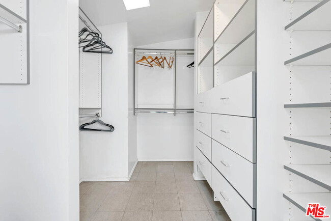 Building Photo - 30611 Las Estrellas Dr