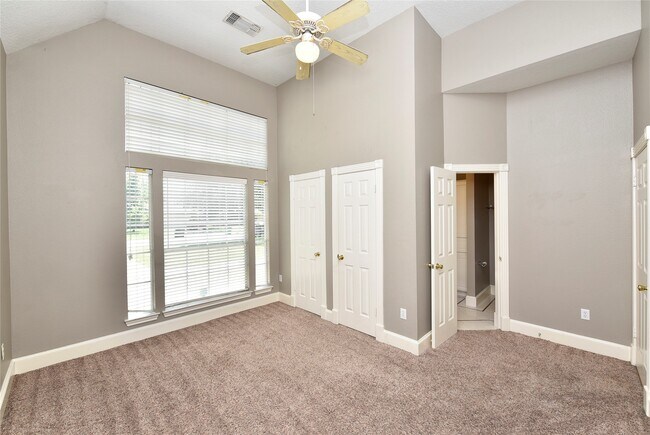 Building Photo - 5830 Hornwood Dr
