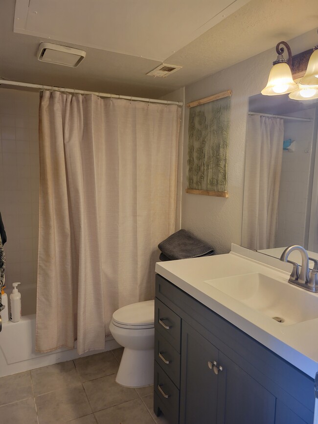 Building Photo - 14777 Wunderlich Dr