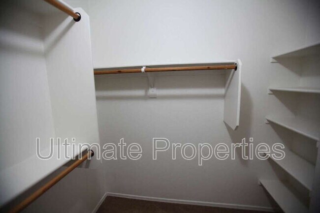 Building Photo - 6504 W Saddlehorn Rd
