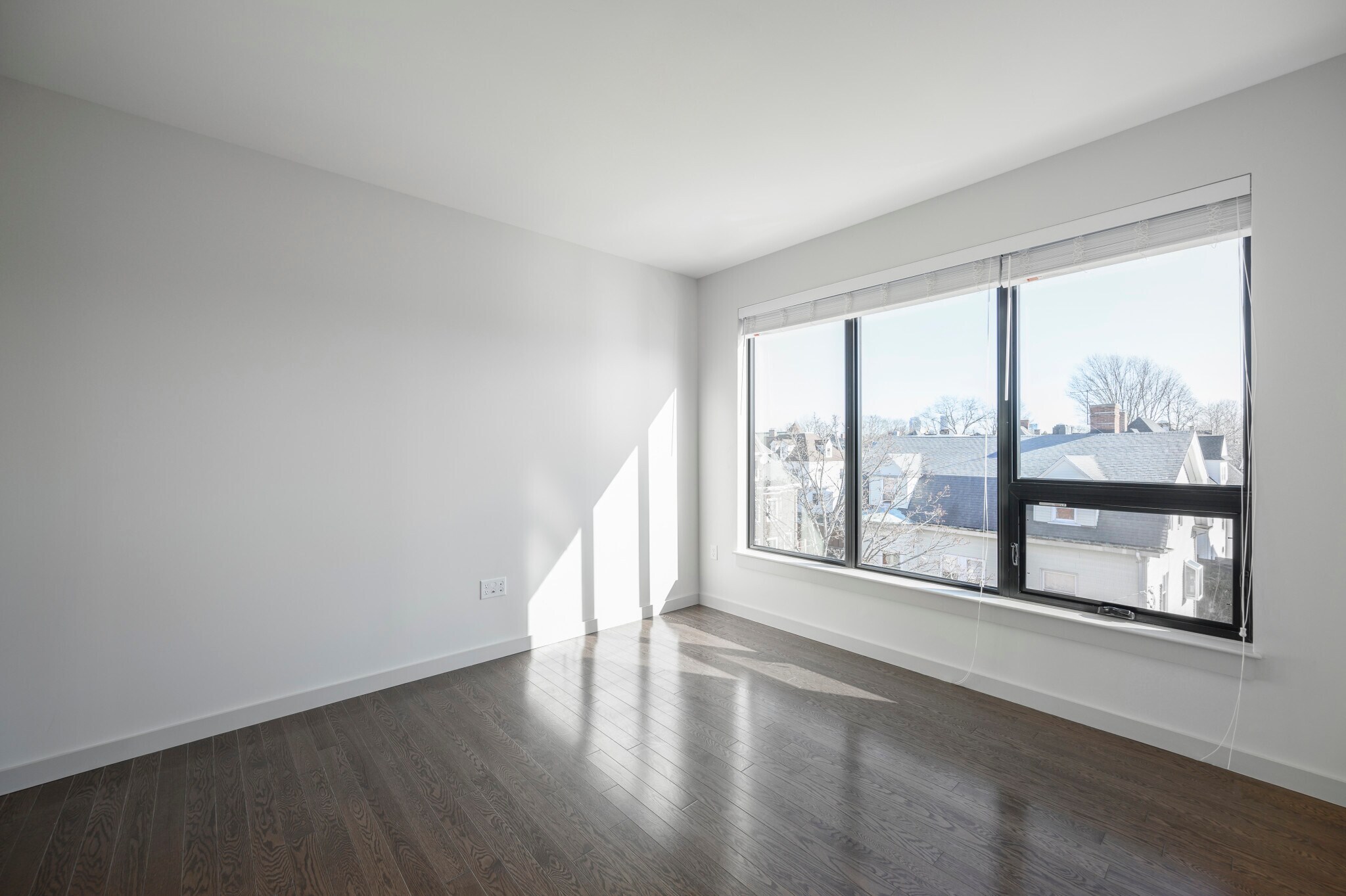 Building Photo - 455 Harvard St