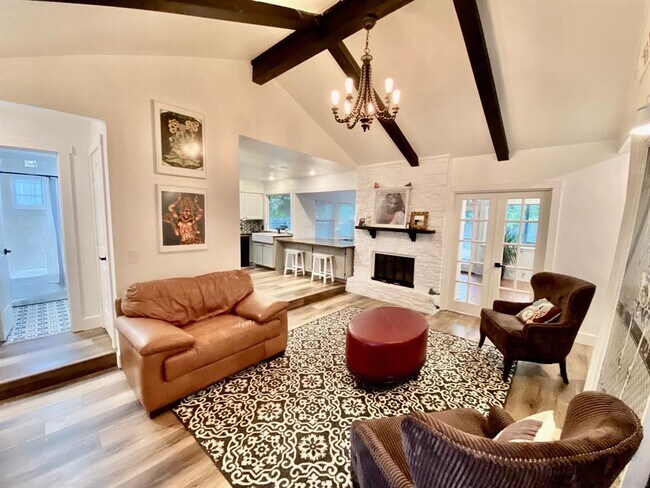 Building Photo - 7302 Shadywood Dr