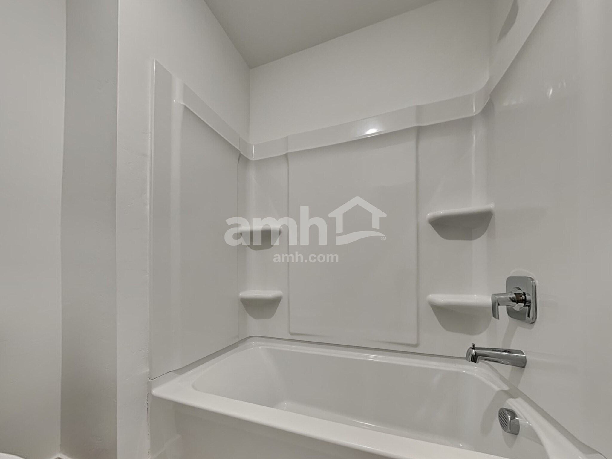 Building Photo - 6035 W Calle Palmitas