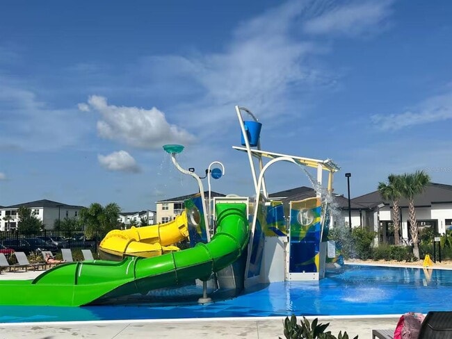 Building Photo - 1043 Splash Shot Pl