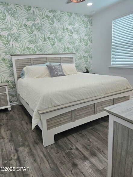 Building Photo - 8958 Parrot Pl