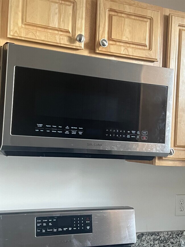 Building Photo - 3523 KENNEDY Blvd