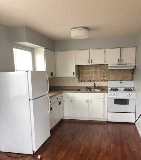 Primary Photo - 116 N 1st St