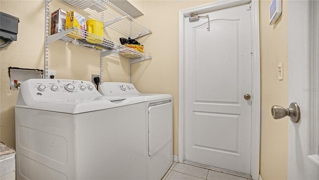 Building Photo - 820 Westbrook Terrace