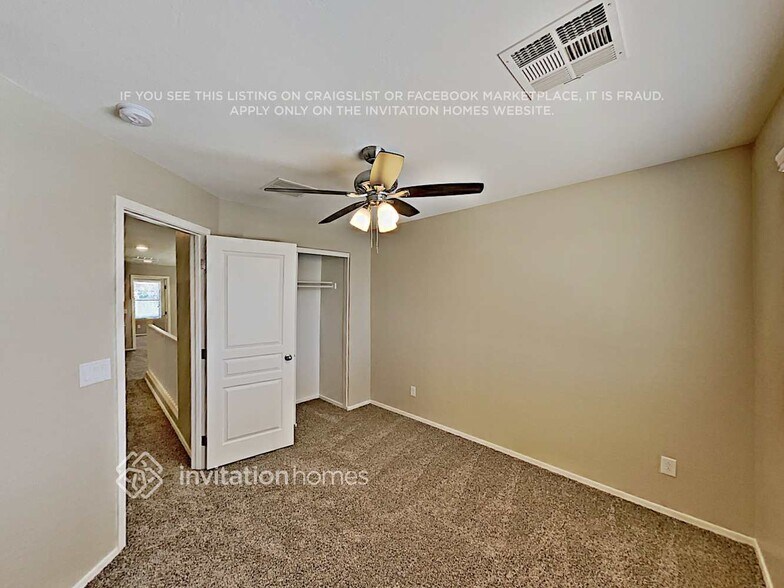 Building Photo - 3845 W Goldmine Mountain Dr