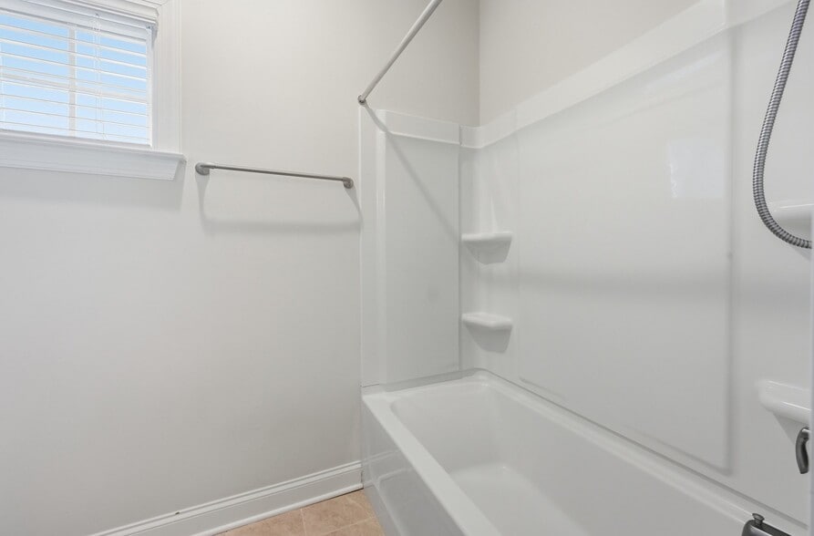 Building Photo - 829 Summit Crest Ct