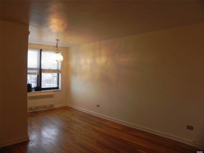 Building Photo - 6730 Dartmouth St