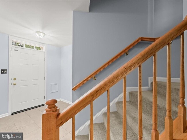 Building Photo - 4243 Begonia Dr