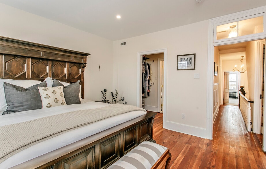 Building Photo - 350 Washington Ave