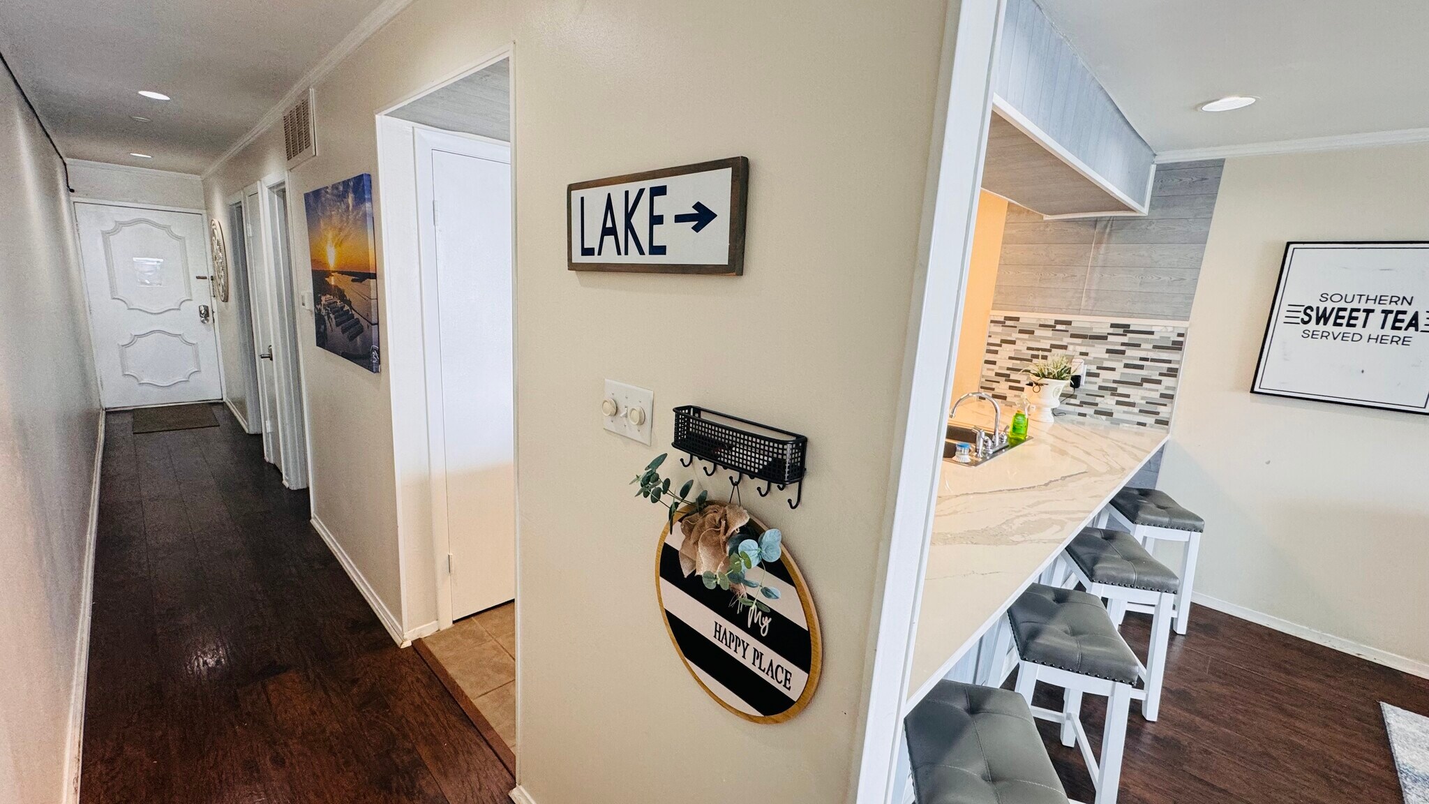 Building Photo - 12600 Melville Dr