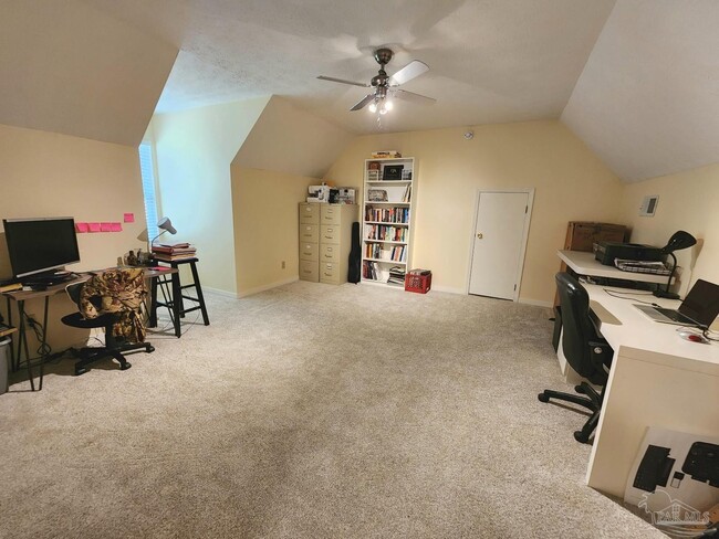 Building Photo - 4525 Baybrook Dr