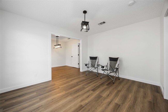 Building Photo - 12418 A Bar Dr