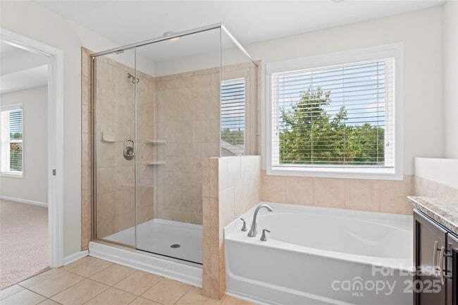 Building Photo - 1037 Jack Pine Rd