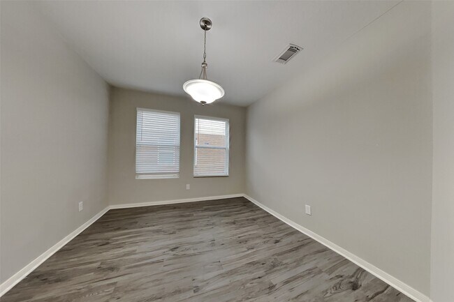 Building Photo - 20822 Fox Trot Ct