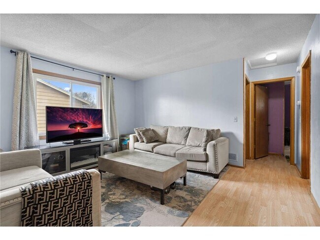 Building Photo - 4421 Cinnamon Ridge Cir