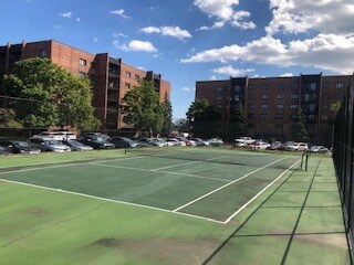 Tennis - 9375 Landings Ln