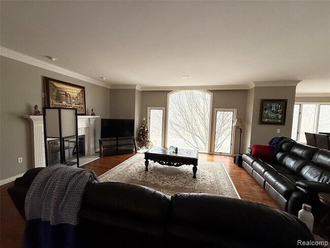 Building Photo - 23170 Inverness Ct