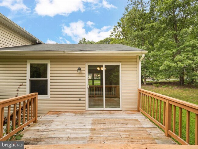 Building Photo - 10611 Cobblestone Dr