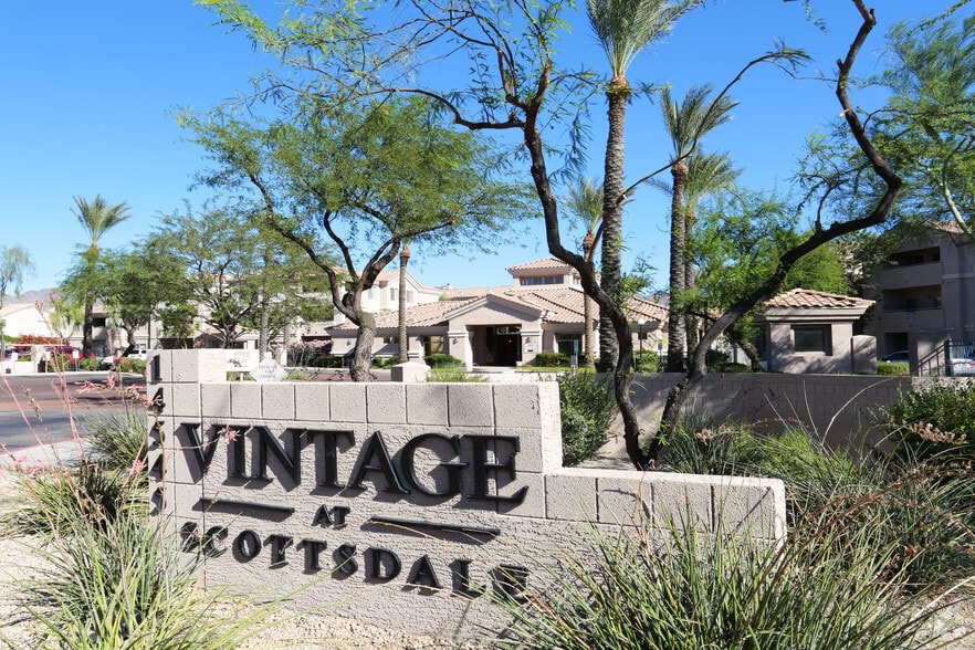 Primary Photo - Vintage at Scottsdale