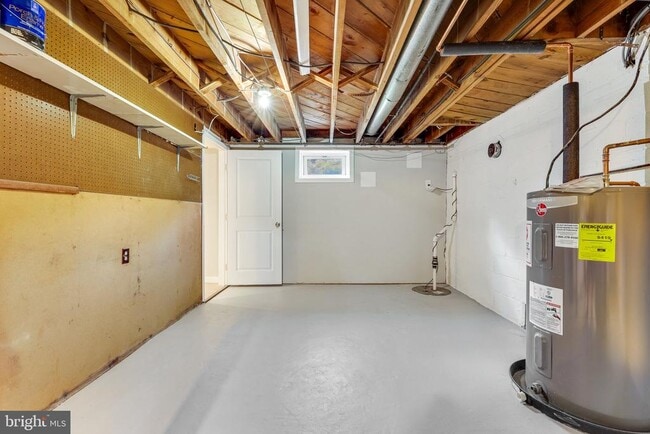 Building Photo - 11410 Waples Mill Rd