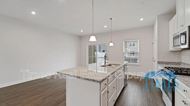 Building Photo - 416 Paperbark Sq