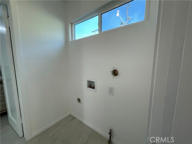 Building Photo - 357 E Plenty St