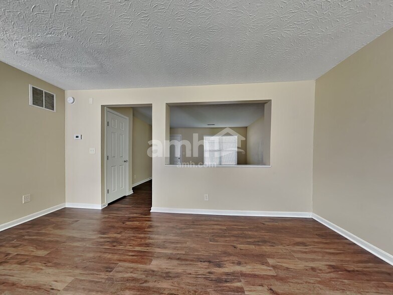 Building Photo - 3162 Bridlerun Dr