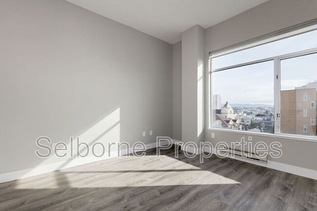 Building Photo - 1401 Jackson St