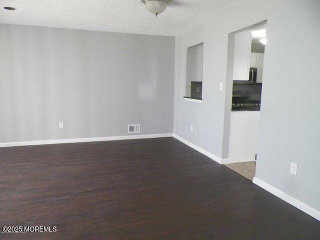Building Photo - 101 Hyacinth Ln