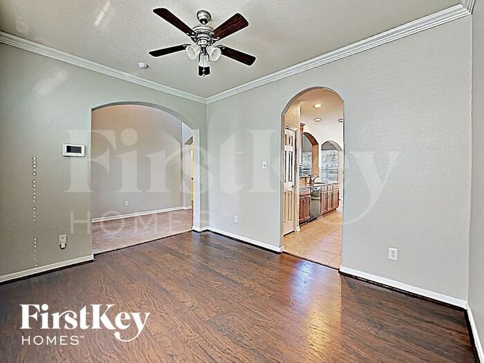 Building Photo - 20836 Sheridan Heights Ln