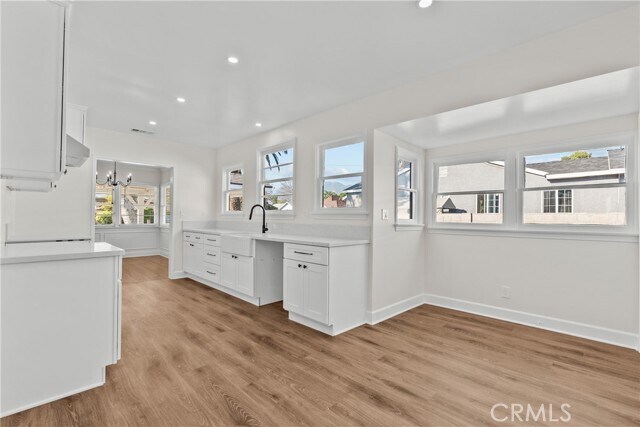 Building Photo - 624 N Hagar St