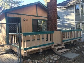 Building Photo - Big Bear City/Erwin Lake Area