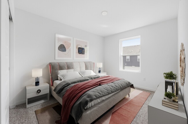 Building Photo - 2334 Noble Ln