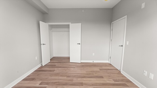 Building Photo - 475 Communipaw Ave