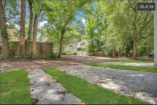 Building Photo - Charming 2BR House in Atlanta