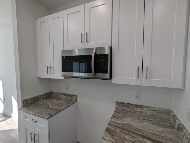 Building Photo - Beautiful and Secluded Poinciana Home for Rent