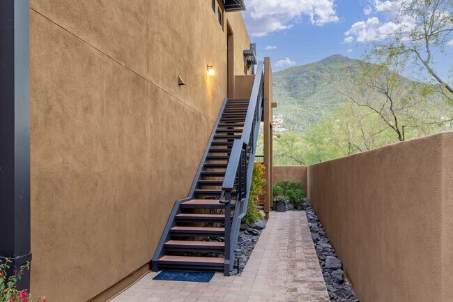 Building Photo - FULLY FURNISHED, CAVE CREEK Mountain side ...