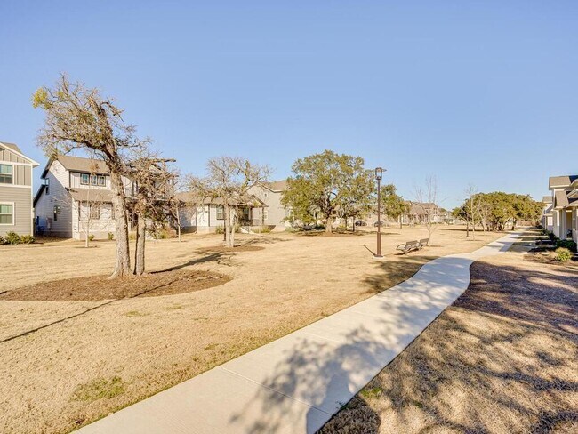 Building Photo - 2117 Pecan Island Dr