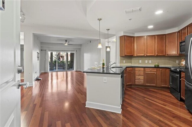 Building Photo - 200 River Vista Drive